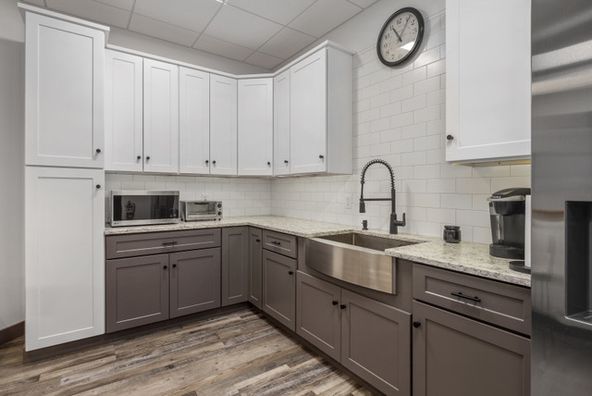 125 Commerce Way, Marshfield, MA 02050